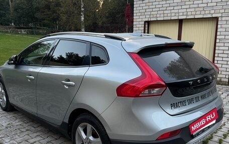 Volvo V40 II рестайлинг, 2013 год, 1 990 000 рублей, 6 фотография