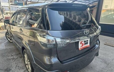 Toyota Wish II, 2015 год, 1 370 000 рублей, 4 фотография