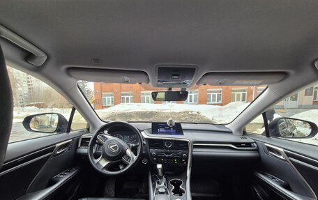 Lexus RX IV рестайлинг, 2019 год, 5 500 000 рублей, 8 фотография