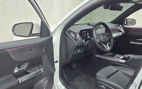 Mercedes-Benz GLB, 2022 год, 3 800 000 рублей, 10 фотография