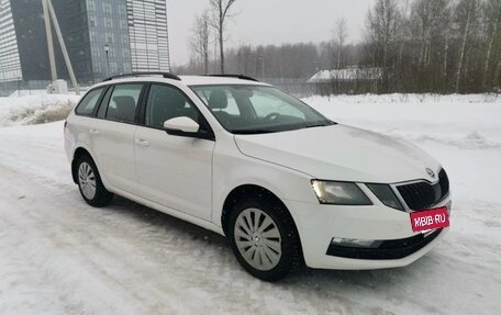 Skoda Octavia, 2018 год, 1 660 000 рублей, 10 фотография
