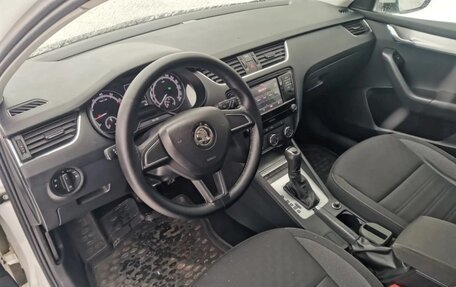 Skoda Octavia, 2018 год, 1 660 000 рублей, 27 фотография