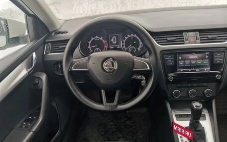 Skoda Octavia, 2018 год, 1 660 000 рублей, 23 фотография