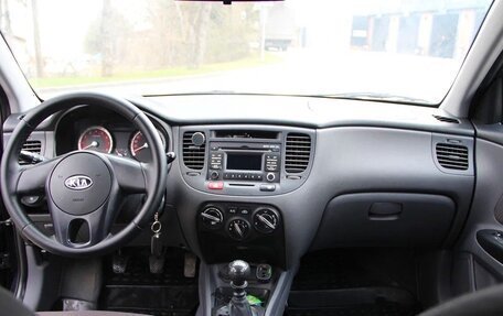 KIA Rio II, 2010 год, 555 000 рублей, 9 фотография