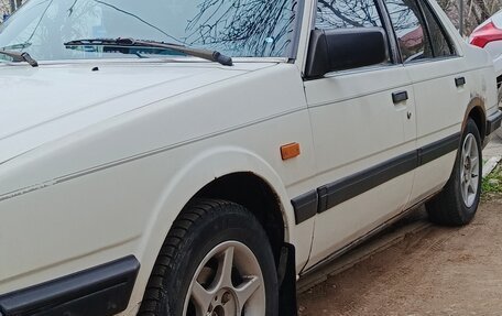 Mazda 626, 1986 год, 210 000 рублей, 3 фотография