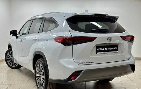 Toyota Highlander, 2025 год, 6 000 000 рублей, 4 фотография