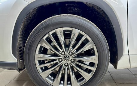 Toyota Highlander, 2025 год, 6 000 000 рублей, 21 фотография