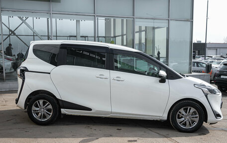 Toyota Sienta II, 2018 год, 1 278 000 рублей, 8 фотография