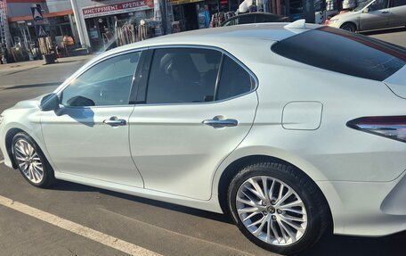 Toyota Camry, 2020 год, 3 280 000 рублей, 1 фотография