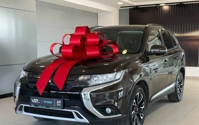 Mitsubishi Outlander III рестайлинг 3, 2021 год, 2 377 000 рублей, 1 фотография