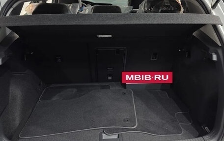 Volkswagen Golf VIII, 2022 год, 2 020 000 рублей, 14 фотография