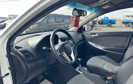 Hyundai Solaris II рестайлинг, 2013 год, 799 999 рублей, 11 фотография
