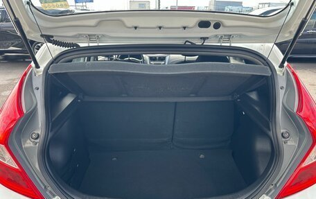 Hyundai Solaris II рестайлинг, 2013 год, 799 999 рублей, 19 фотография