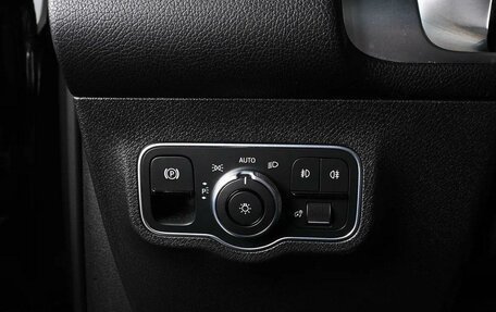 Mercedes-Benz GLB, 2019 год, 3 200 000 рублей, 17 фотография