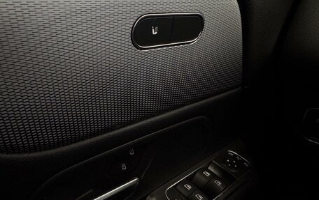 Mercedes-Benz GLB, 2019 год, 3 200 000 рублей, 18 фотография