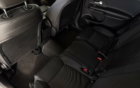 Mercedes-Benz GLB, 2019 год, 3 200 000 рублей, 20 фотография