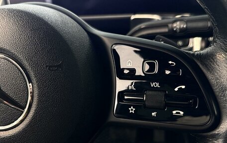 Mercedes-Benz GLB, 2019 год, 3 200 000 рублей, 15 фотография