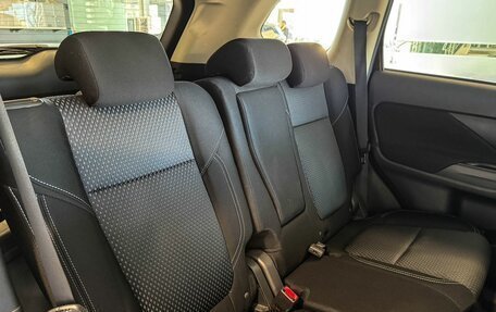 Mitsubishi Outlander III рестайлинг 3, 2021 год, 2 377 000 рублей, 9 фотография