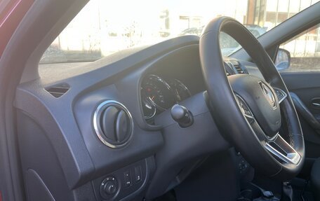 Renault Sandero II рестайлинг, 2019 год, 1 319 000 рублей, 22 фотография