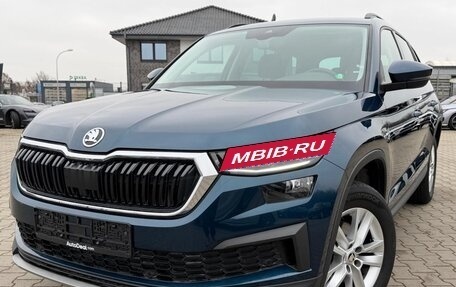 Skoda Kodiaq I, 2023 год, 3 369 000 рублей, 12 фотография