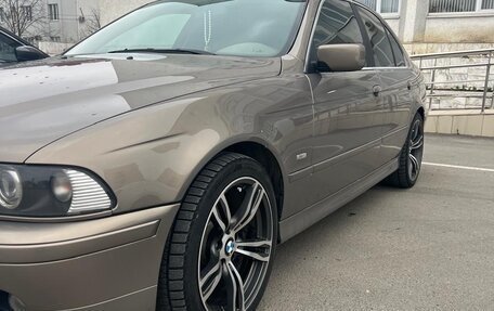 BMW 5 серия, 2003 год, 1 650 000 рублей, 2 фотография