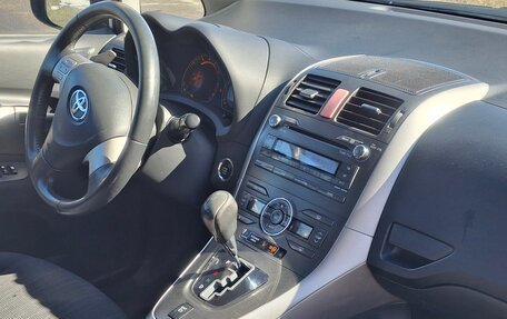 Toyota Auris II, 2007 год, 770 000 рублей, 10 фотография