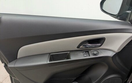 Chevrolet Cruze II, 2014 год, 850 000 рублей, 9 фотография