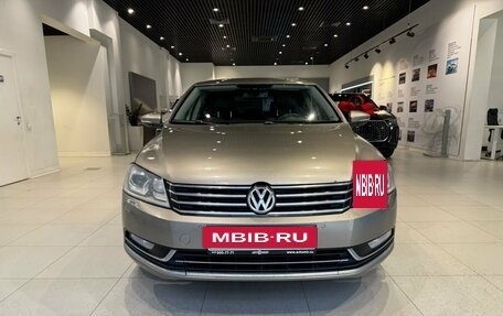 Volkswagen Passat B7, 2012 год, 990 000 рублей, 2 фотография
