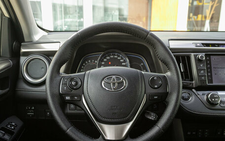 Toyota RAV4, 2014 год, 2 598 000 рублей, 17 фотография