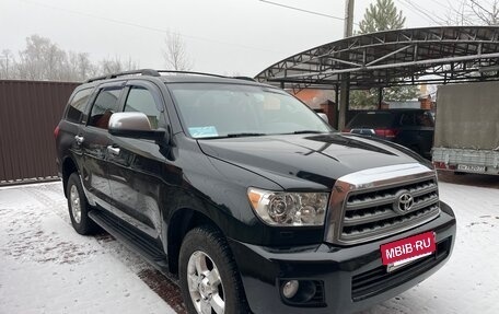 Toyota Sequoia II рестайлинг, 2011 год, 4 000 000 рублей, 2 фотография