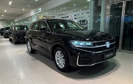 Volkswagen Touareg III, 2025 год, 8 900 000 рублей, 2 фотография