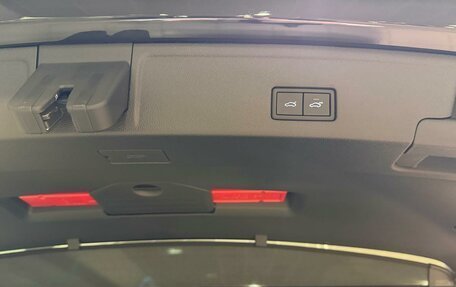 Volkswagen Touareg III, 2025 год, 8 900 000 рублей, 25 фотография