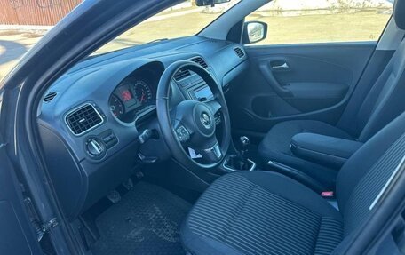 Volkswagen Polo VI (EU Market), 2013 год, 770 000 рублей, 20 фотография