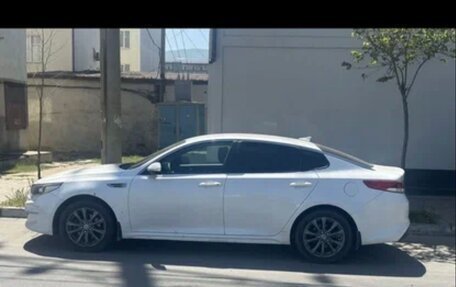 KIA Optima IV, 2017 год, 1 500 000 рублей, 5 фотография