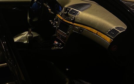 Mercedes-Benz E-Класс, 2002 год, 850 000 рублей, 7 фотография