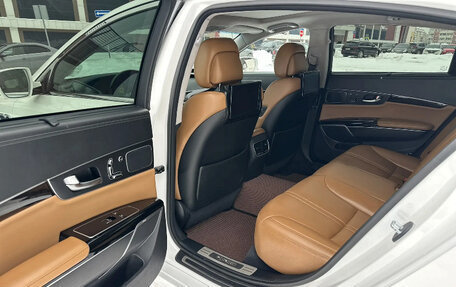 KIA Quoris I, 2017 год, 1 980 000 рублей, 12 фотография