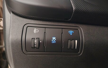 Hyundai Solaris II рестайлинг, 2012 год, 820 000 рублей, 10 фотография