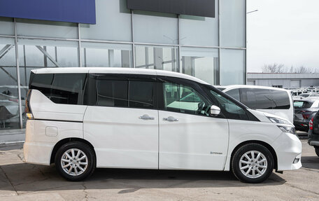 Nissan Serena IV, 2018 год, 2 078 000 рублей, 5 фотография