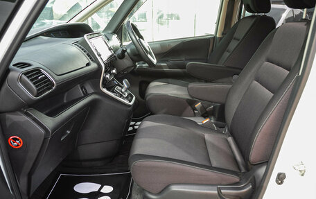 Nissan Serena IV, 2018 год, 2 078 000 рублей, 19 фотография