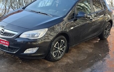 Opel Astra J, 2012 год, 680 000 рублей, 1 фотография