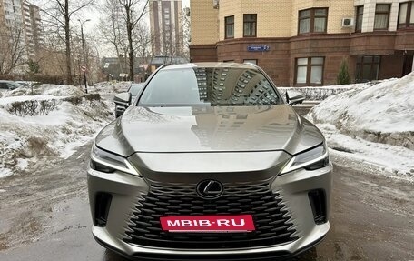 Lexus RX IV рестайлинг, 2023 год, 7 450 000 рублей, 6 фотография