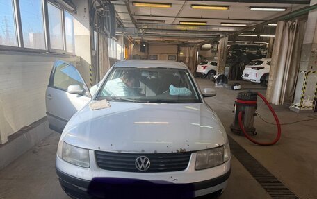 Volkswagen Passat B5+ рестайлинг, 1998 год, 205 000 рублей, 2 фотография