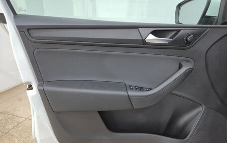 Volkswagen Polo VI (EU Market), 2020 год, 1 360 000 рублей, 7 фотография