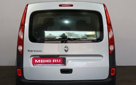 Renault Kangoo II рестайлинг, 2012 год, 999 000 рублей, 5 фотография