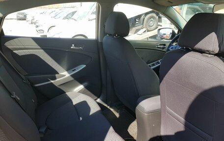 Hyundai Solaris II рестайлинг, 2011 год, 799 000 рублей, 10 фотография