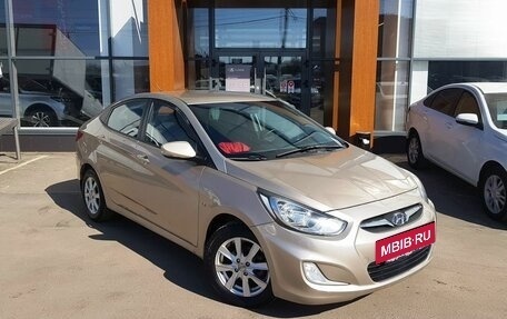 Hyundai Solaris II рестайлинг, 2011 год, 799 000 рублей, 3 фотография