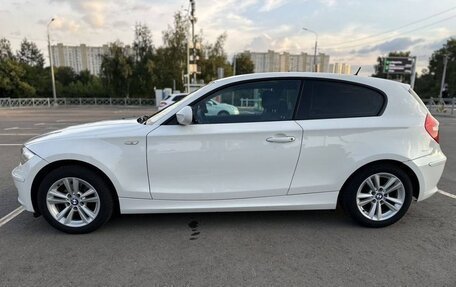 BMW 1 серия, 2011 год, 850 000 рублей, 4 фотография
