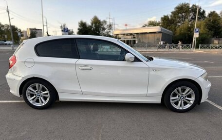 BMW 1 серия, 2011 год, 850 000 рублей, 5 фотография
