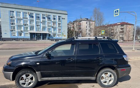 Mitsubishi Outlander III рестайлинг 3, 2003 год, 630 000 рублей, 3 фотография