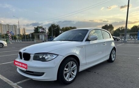 BMW 1 серия, 2011 год, 850 000 рублей, 3 фотография